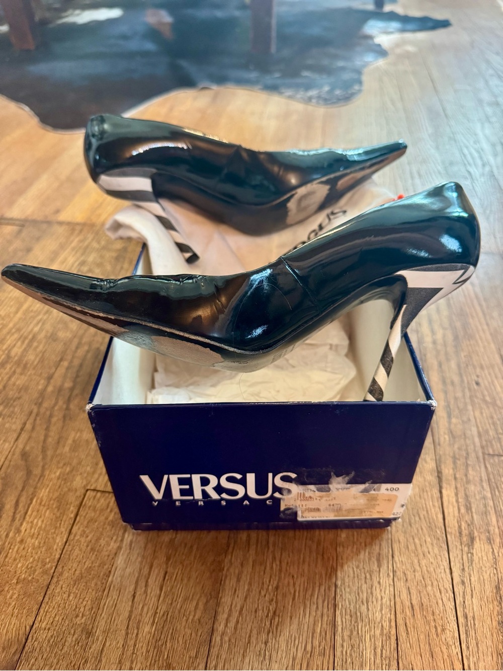 Versus Versace Black Patent Stiletto Pumps with Graphic Heel - size 40